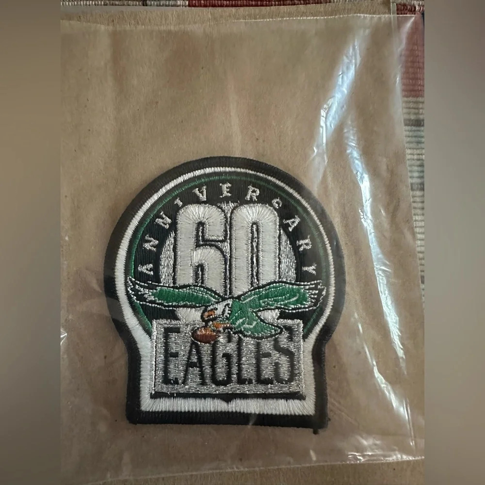 PHILADELPHIA EAGLES 60TH ANNIVERSARY NFL FOOTBALL PATCH - Picture 1 of 4